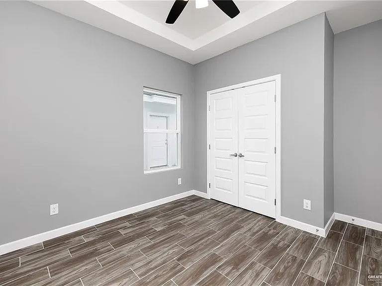 428 E Acacia St #4 — Photo 13