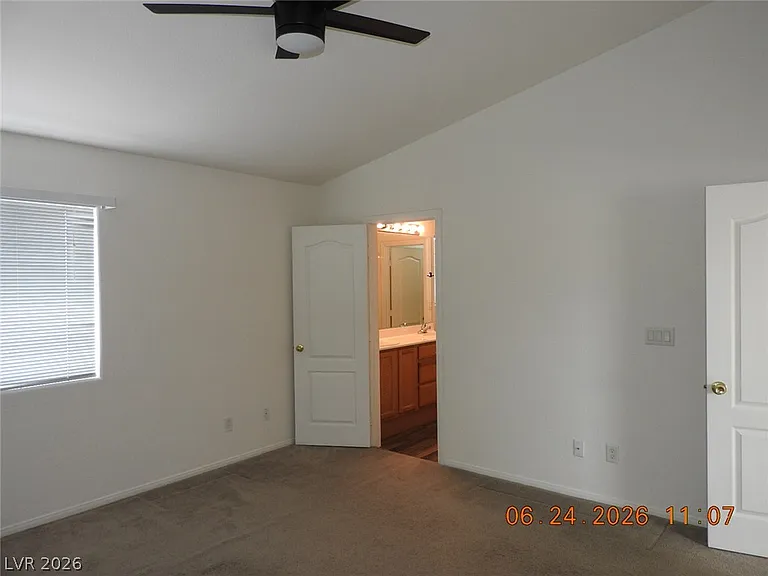 521 Dolphin Peak Ct — Photo 24