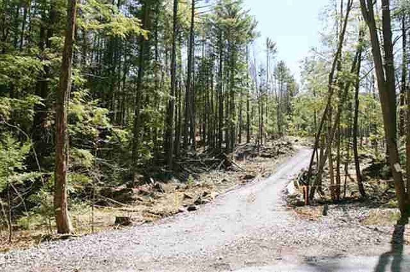 3rd image of 0 HOWE Road