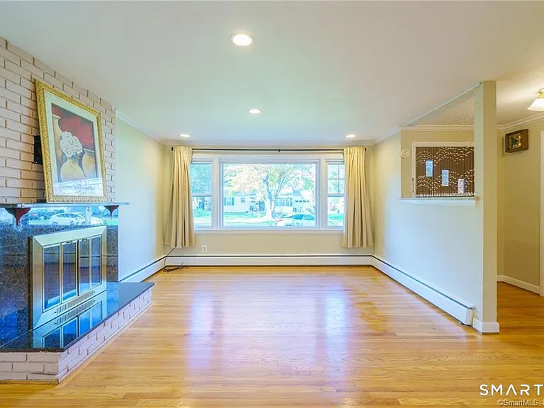 33 Sky View Dr — Photo 7