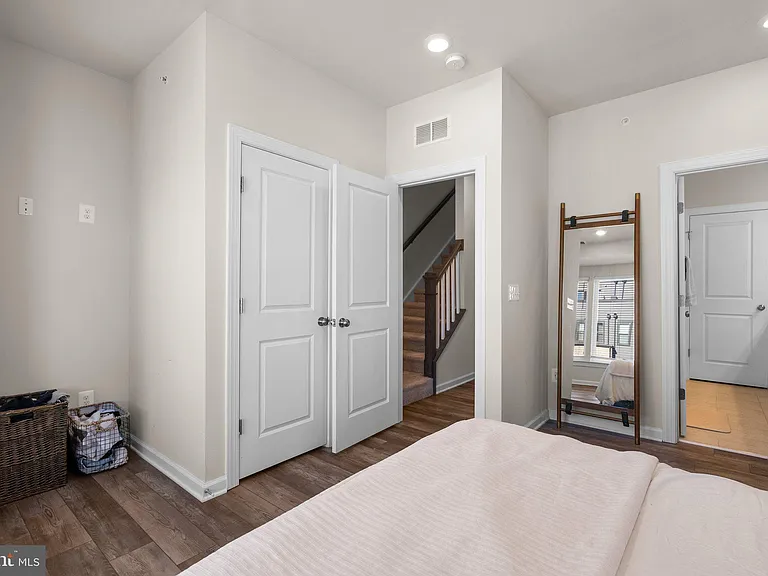 16154 Bowery St — Photo 19