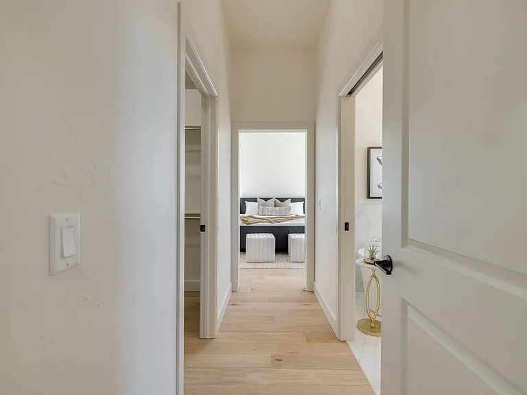 18434 Sweetwater Ln — Photo 12