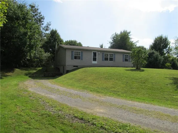 28449 Wheeling Hill Rd, Utica, PA 16362