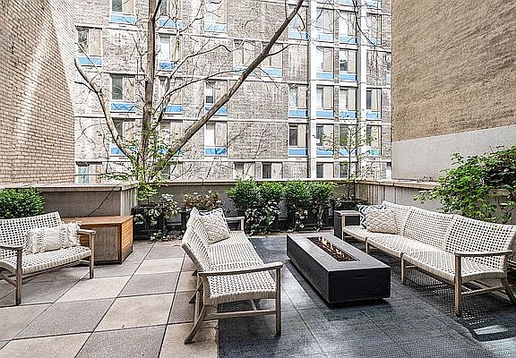 5th image of 231 W 26th St APT 3