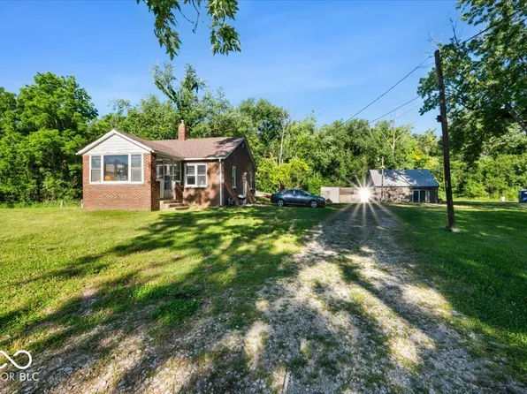 5118 Sandhurst Dr, Indianapolis, IN 46217
