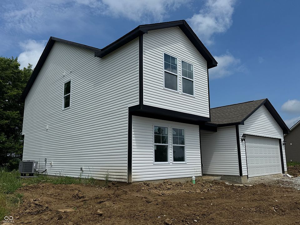 2nd image of 1123 Lake Dr