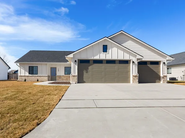 107 N Oxford Ave, Bentley, KS 67016
