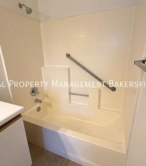 6513 Pine View Dr — Photo 18