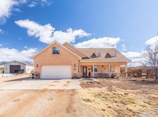 888 N Old Farms Rd, Dammeron Valley, UT 84783
