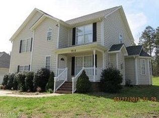 3918 SE School Rd, Greensboro, NC 27406