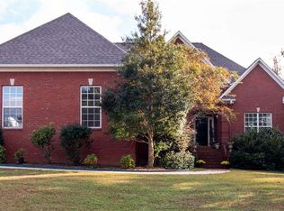 72 Briar Ln, Arab, AL 35016
