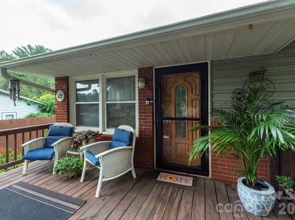 424 Lower Grassy Branch Rd, Asheville, NC 28805