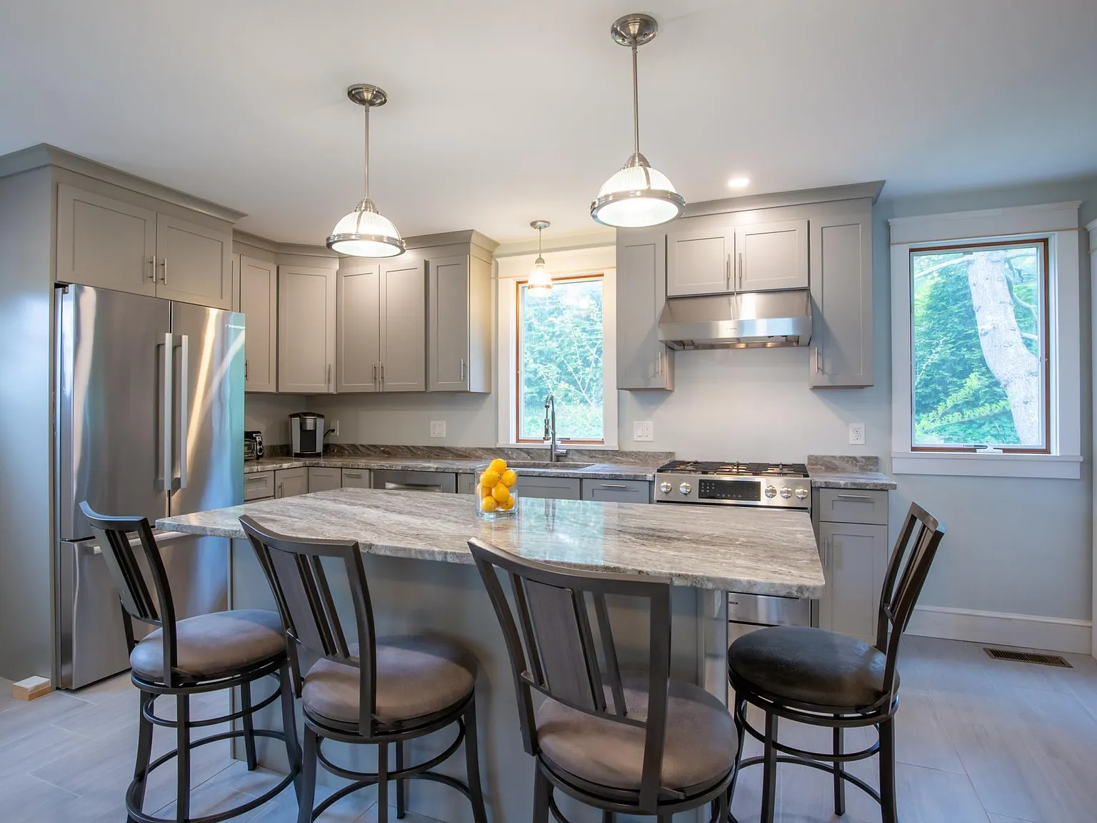 3 bed, 1418 sqft, $4,500 — Photo 1