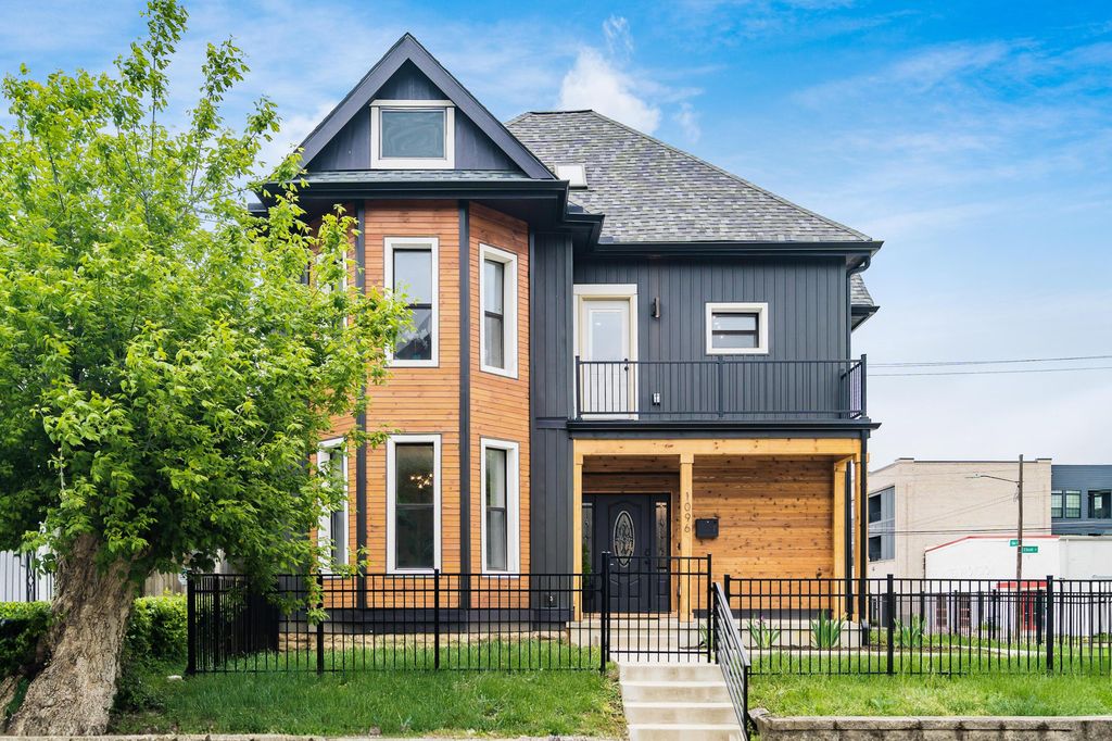 Real estate listing image