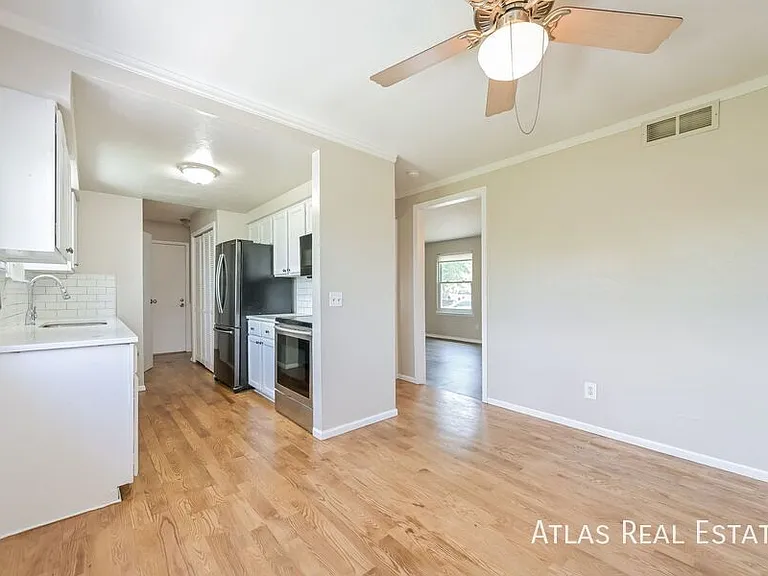 17124 E Kent Dr — Photo 4