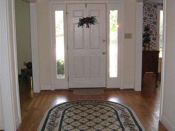 3rd image of 2520 S Sungale Ct