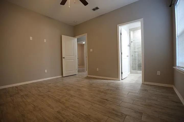 1404 W Heritage Dr #2 — Photo 6