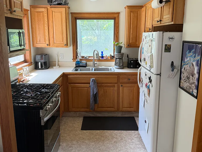 816 California St NW — Photo 12