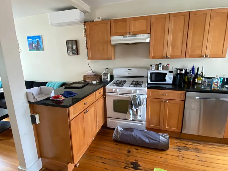 145 Endicott St #6 — Photo 1