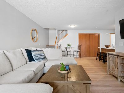 1342 Cottage Dr, Stillwater, MN, 55082