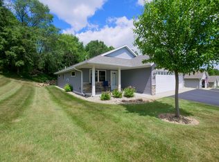 2211 Ridgedale Dr SE, Alexandria, MN 56308