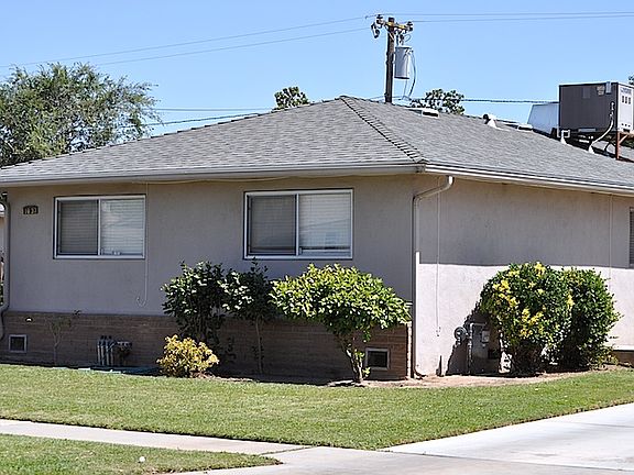 3rd image of 1837 W Homan Ave