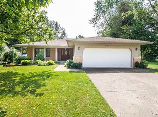 38495 Warren Rd, Westland, MI 48185