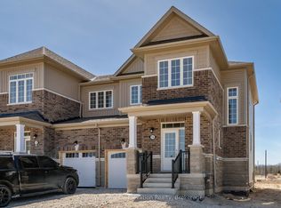 15 Mission St, Wasaga Beach, ON L9Z 1J7