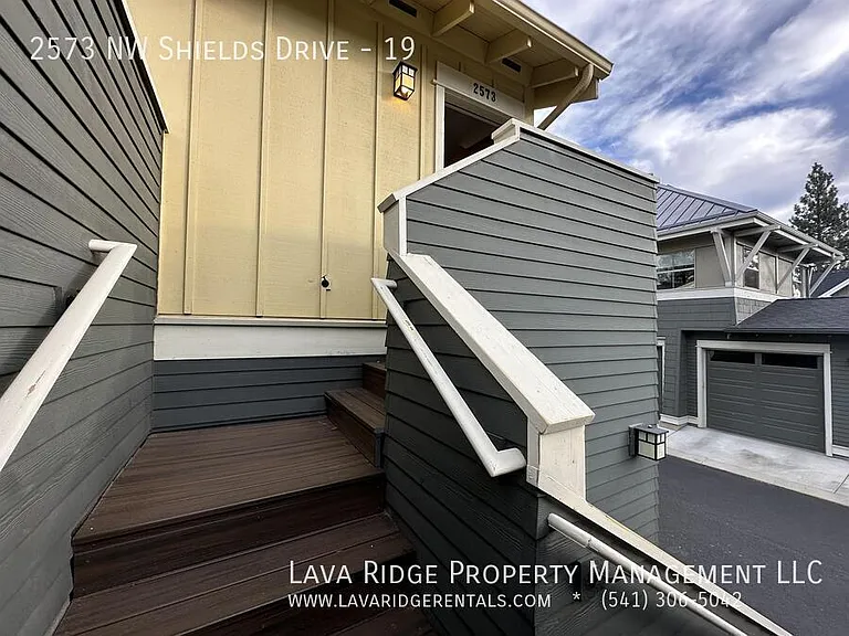 2573 NW Shields Dr #19 — Photo 39