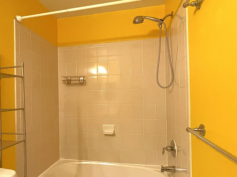 268 Baxter Dr — Photo 36