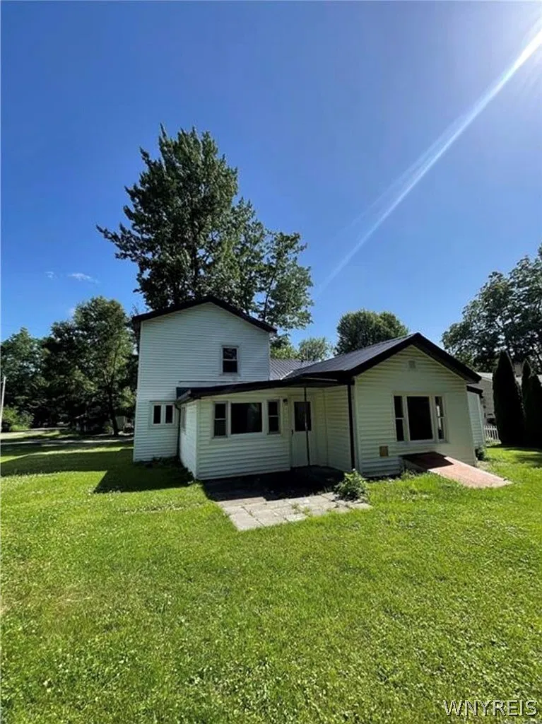 1 bed, 1.0 bath, 1000 sqft, $1,000 — Photo 2