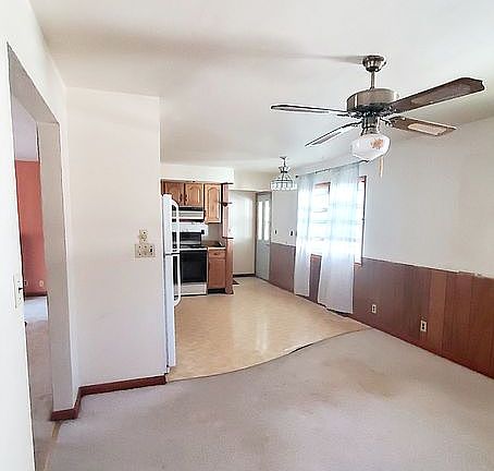 5th image of 101 N Pine St