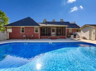 105 Loyce Dr, Hazel Green, AL 35750