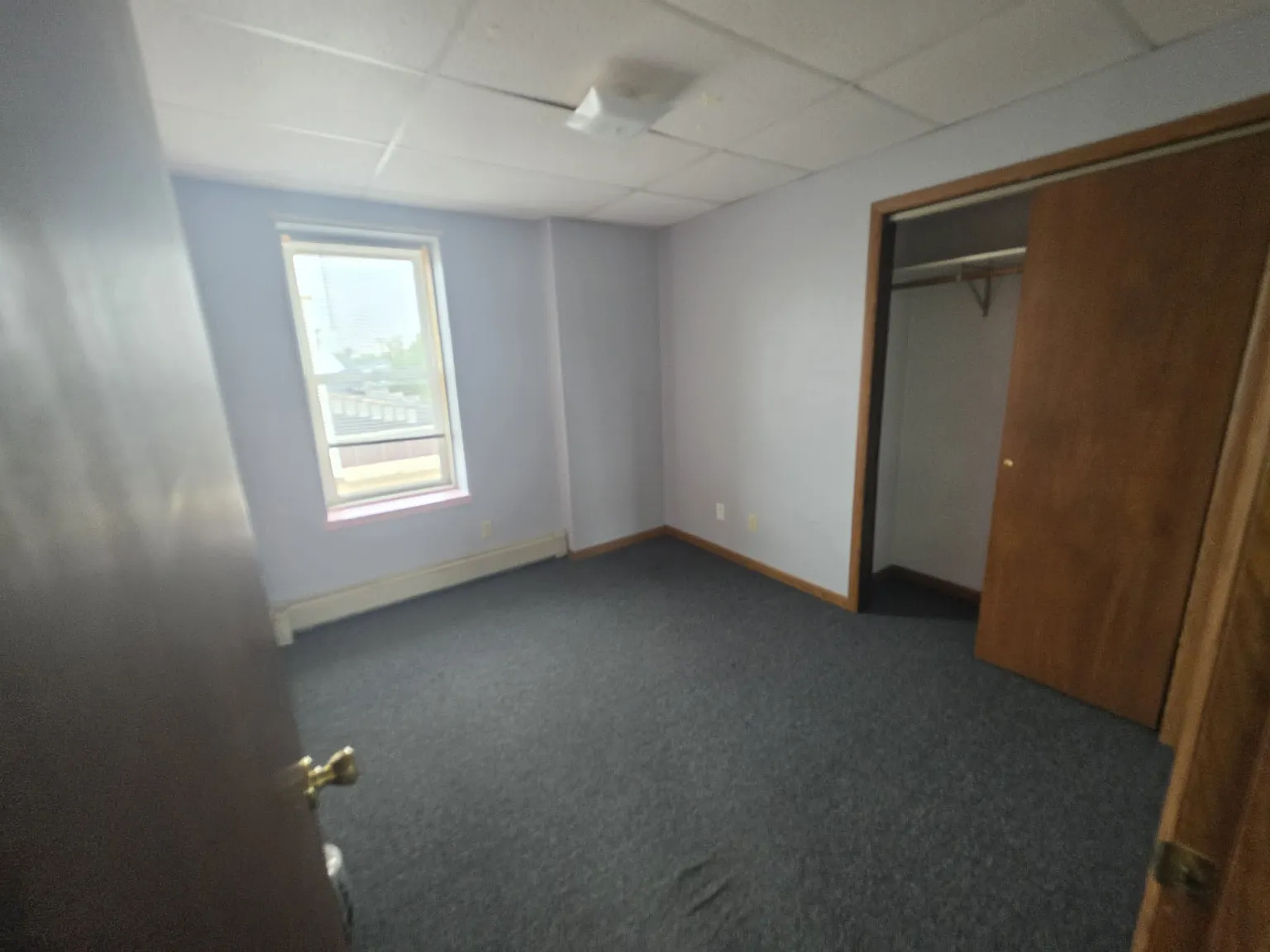 320-330 Stephenson Ave — Photo 3