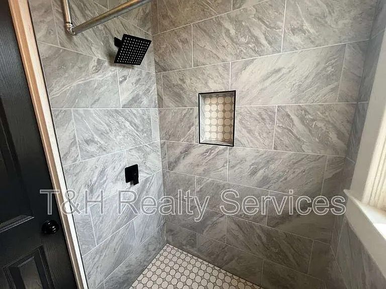 1146 Olive St — Photo 20