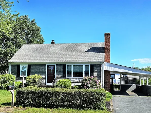 229 Sharp St, Dartmouth, MA 02747