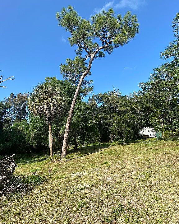 1st image of 1980 Laurel Ln