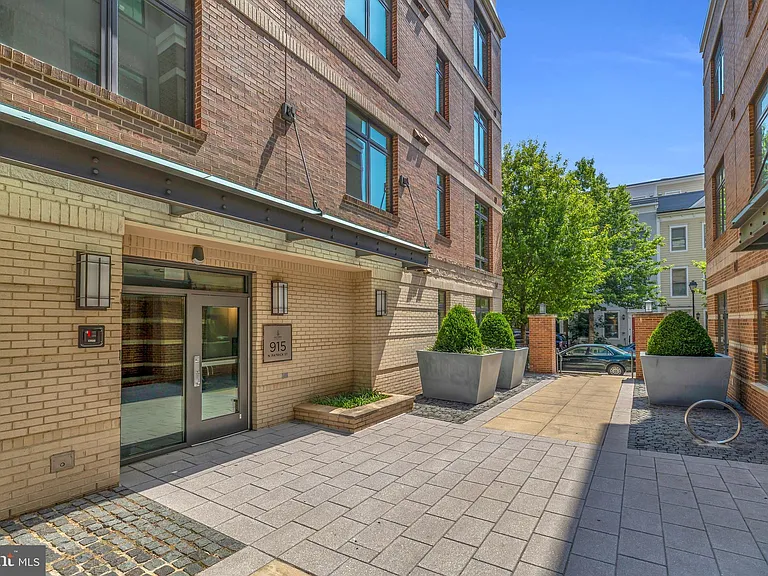 915 N Patrick St #407 — Photo 8