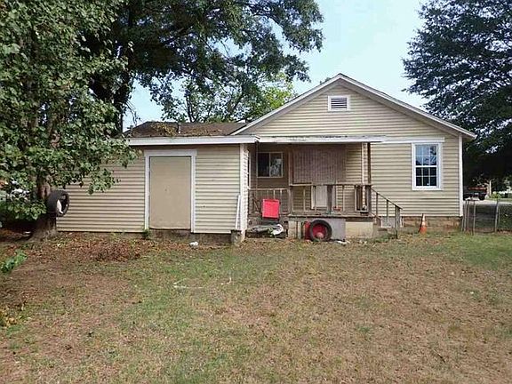 2nd image of 2016 Williams St