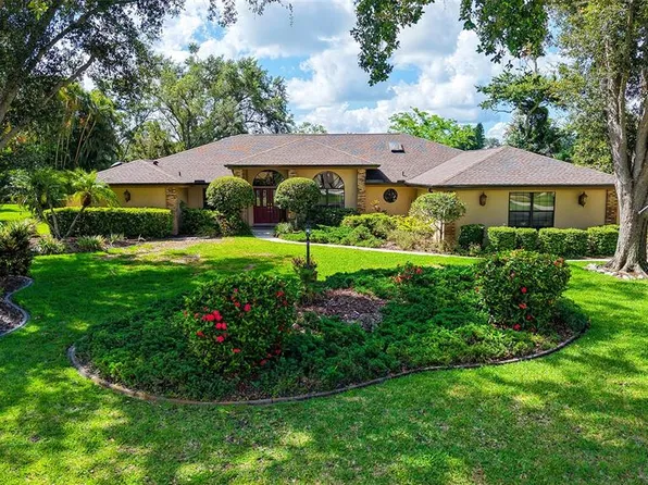 7426 Weeping Willow Blvd, Sarasota, FL 34241