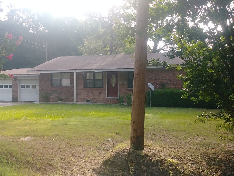 2nd image of 10 Back St