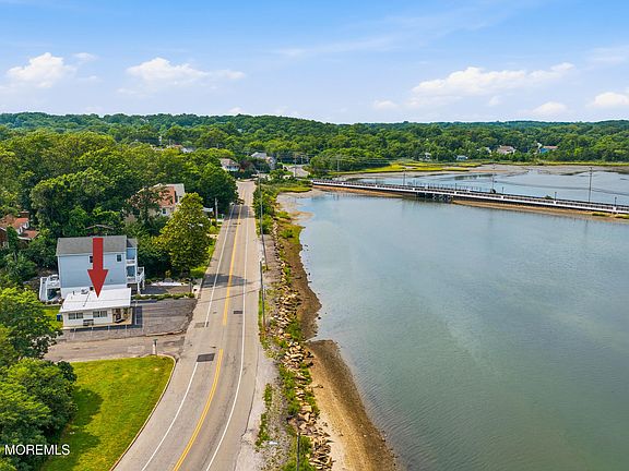 5th image of 27 S Riverside Drive