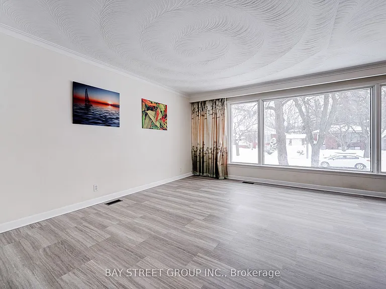 26 Benway Dr — Photo 5