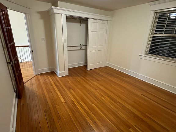 3rd image of 594 Davis Ave Floor 2