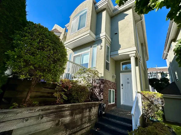 5840 Dover Cres #35, Richmond, BC V7C 5P4