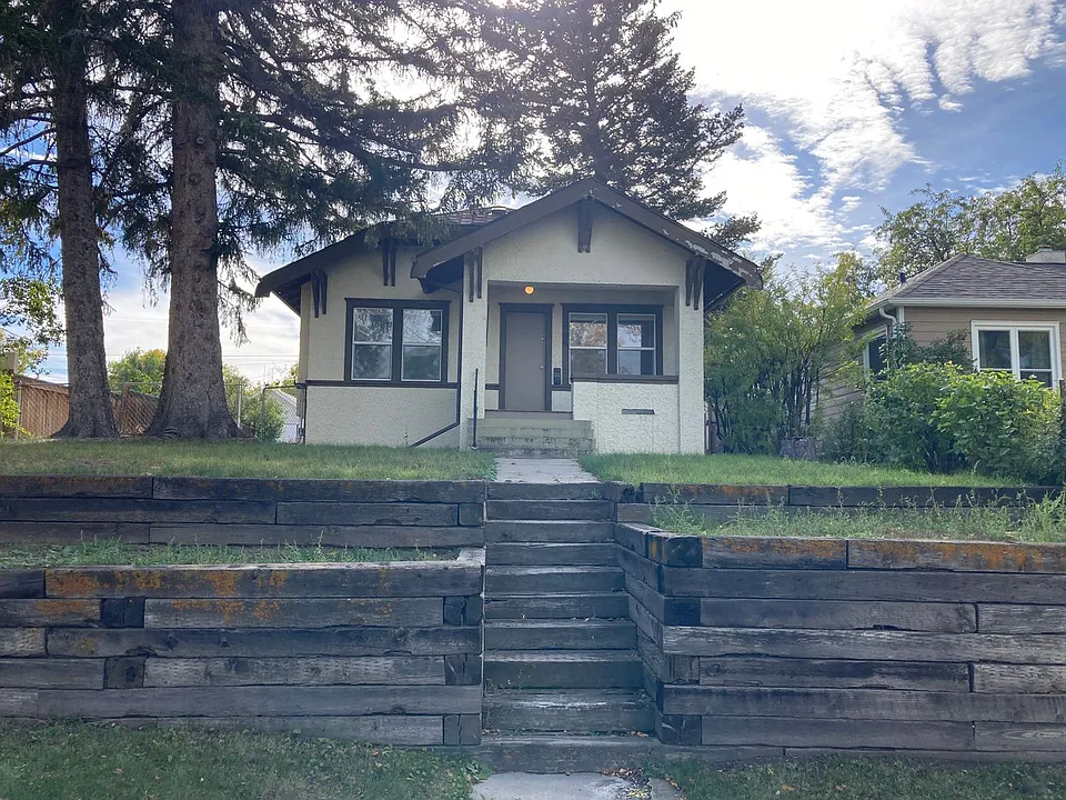 2308 2nd Ave N