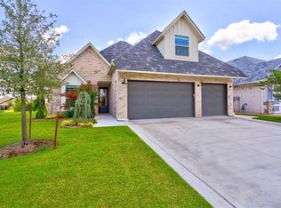 4940 Pont Neuf Rd, Edmond, OK 73034