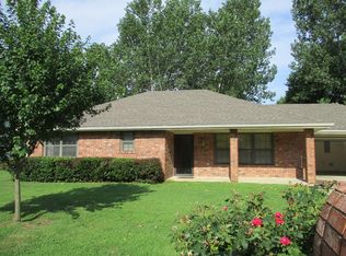 527 N Parmenter Ave, Columbus, KS 66725