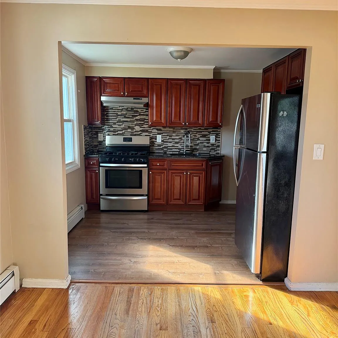 1 bed, 1.0 bath, 800 sqft, $2,200 — Photo 3