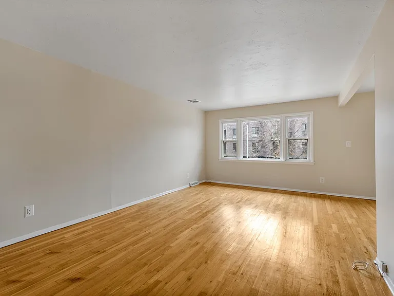 214-15 15th Ave #2 — Photo 5